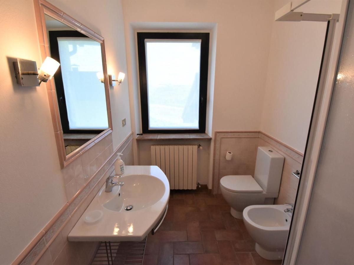 Holiday Home La Corte Bricca - Trilo Torretta By Interhome Castana  Exteriér fotografie